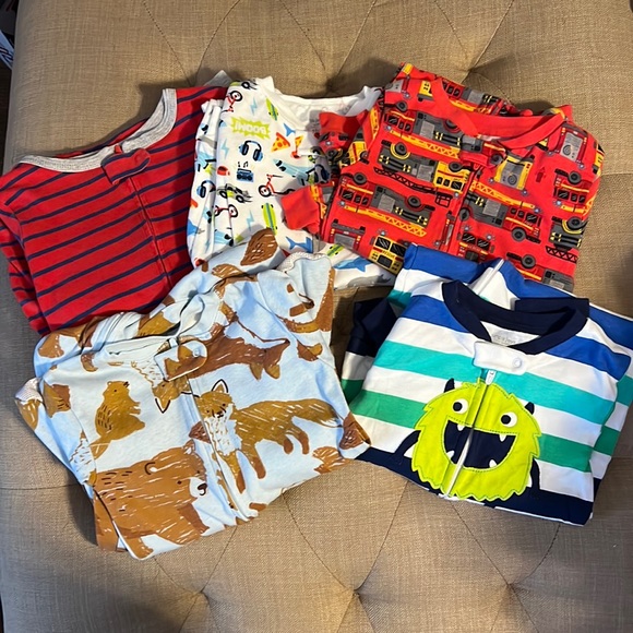 4T Zip PJs - Picture 1 of 8